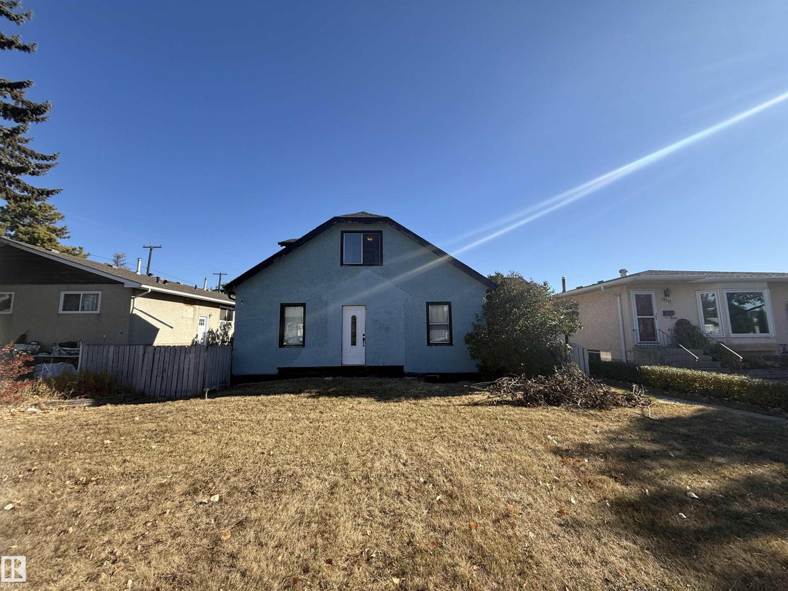 85 St Nw Unit 12749, Edmonton, AB T5E 2Y6