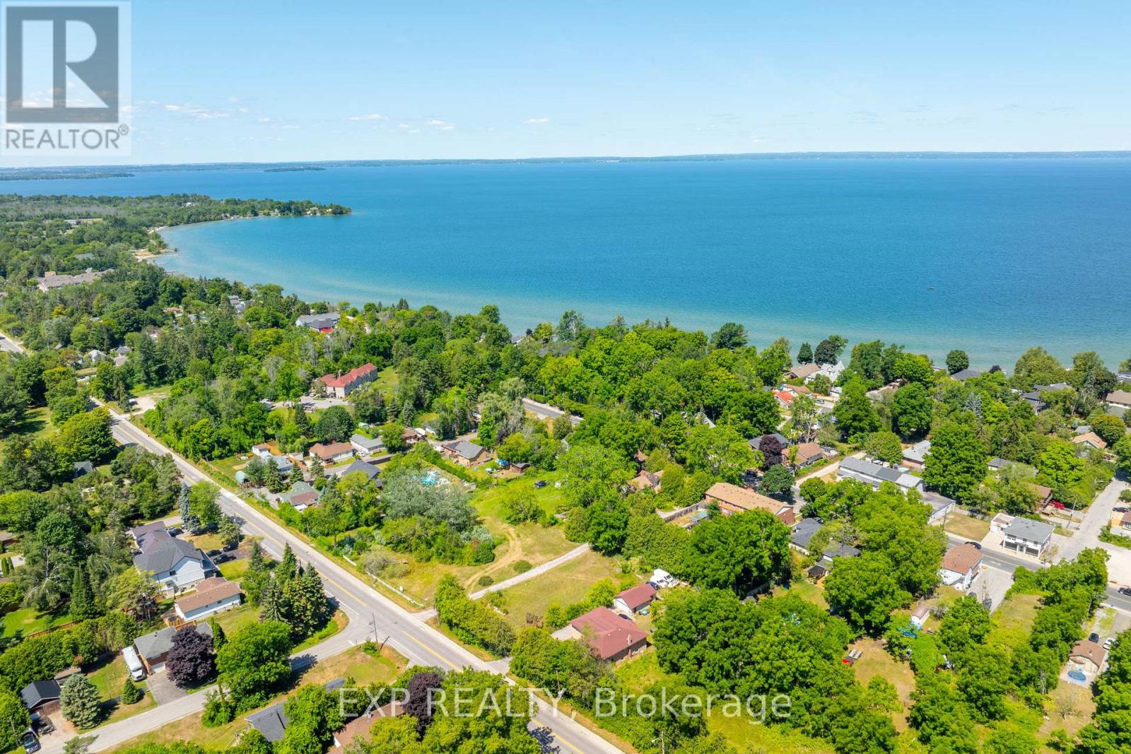 895 Lake Dr E, Georgina, ON L0E 1L0