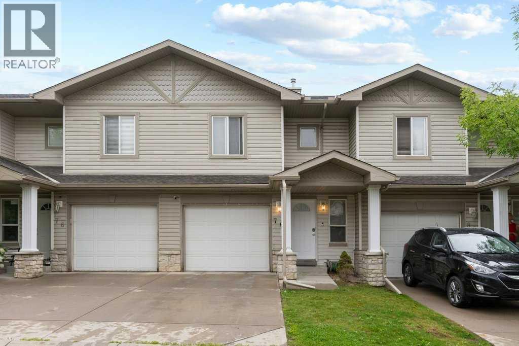 78 Citadel Meadow Gdns NW, Calgary, AB T3G 5N4