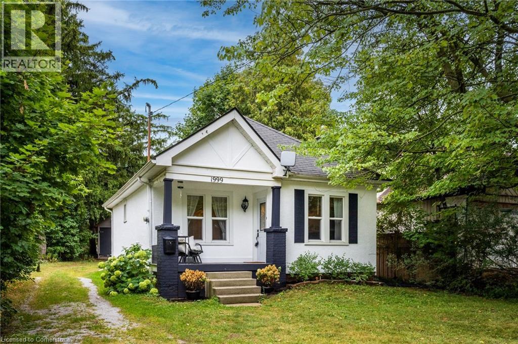 1999 Main St W, Hamilton, ON L8S 1J2