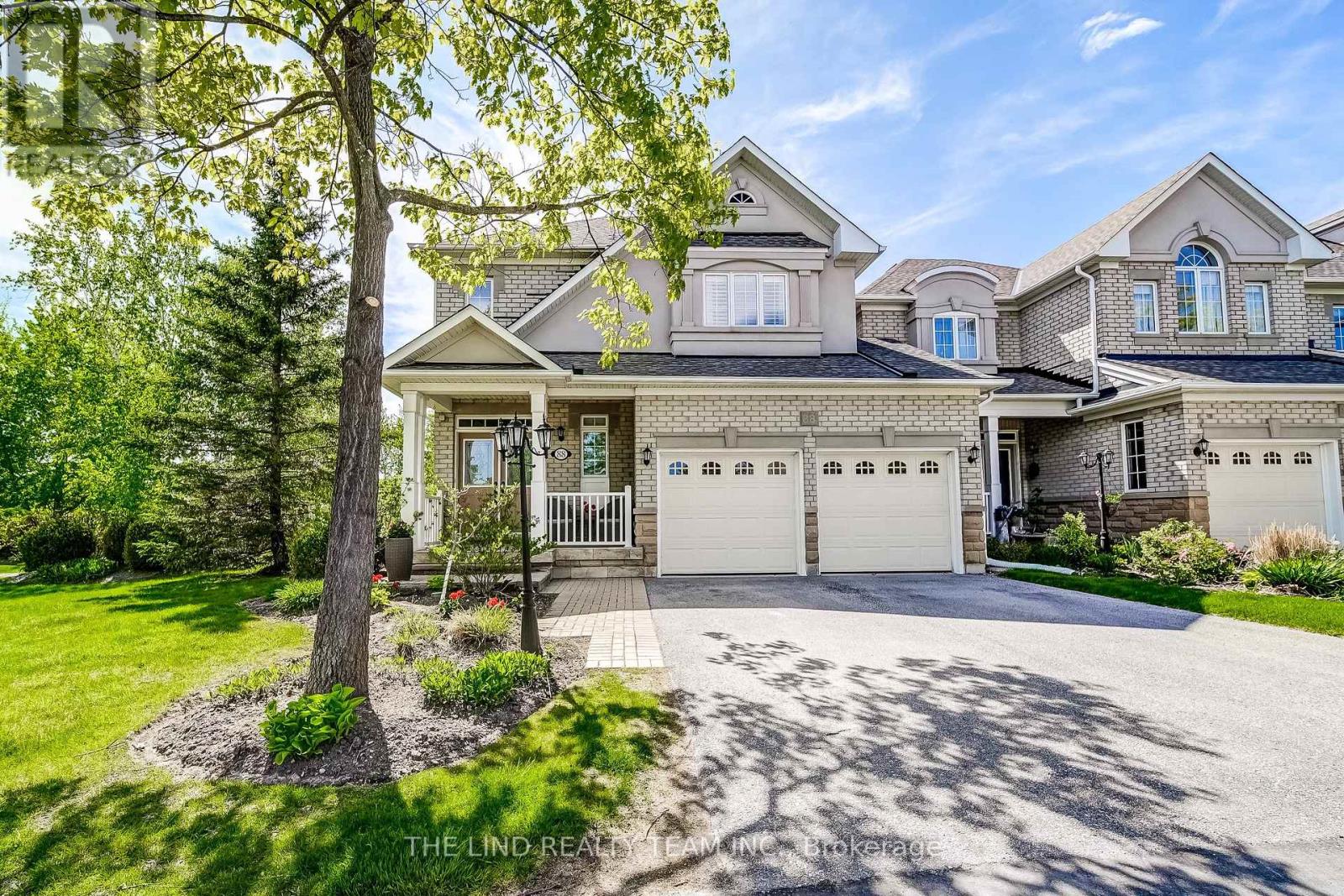 22 88 Stonecliffe Cres, Aurora, ON L4G 7Z6