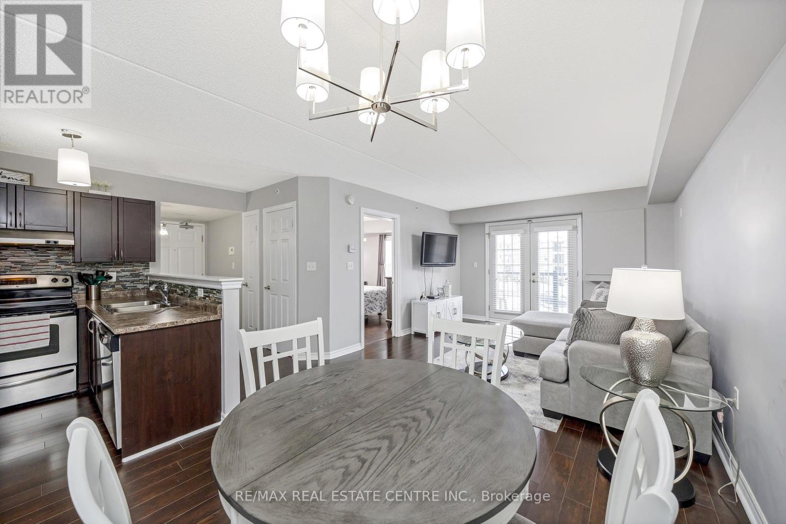 304 1360 Main St E, Milton, ON L9T 7S5