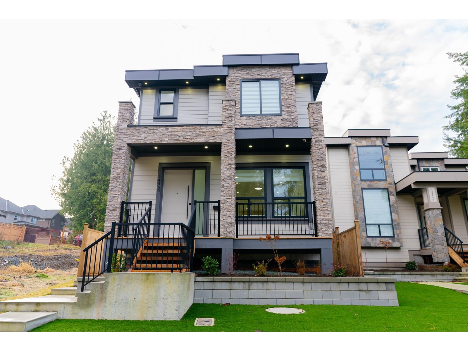 60 Avenue Unit 14450, Surrey, BC V3S 1R3