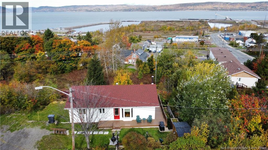 103 Lavigne Ln, Dalhousie, NB E8C 1Z1