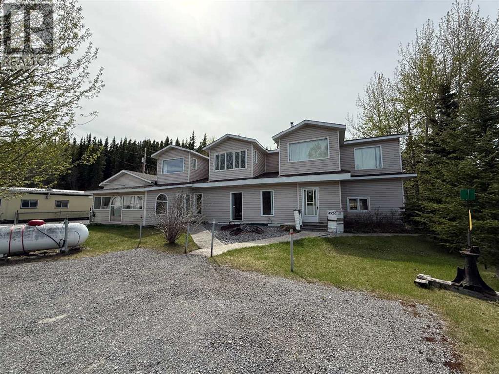 51 Street Unit 4924, Cadomin, AB T0E 0E0
