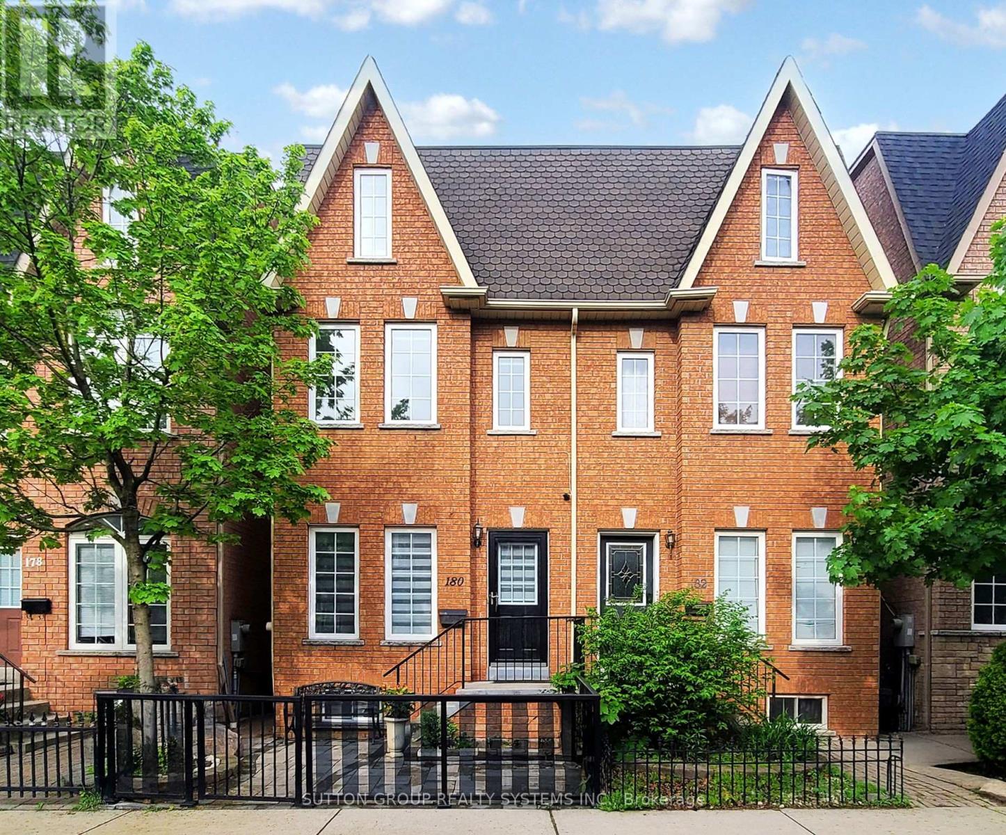 180 Rankin Cres, Toronto Dovercourt-wallace Emerson-junction, ON M6P 4H9