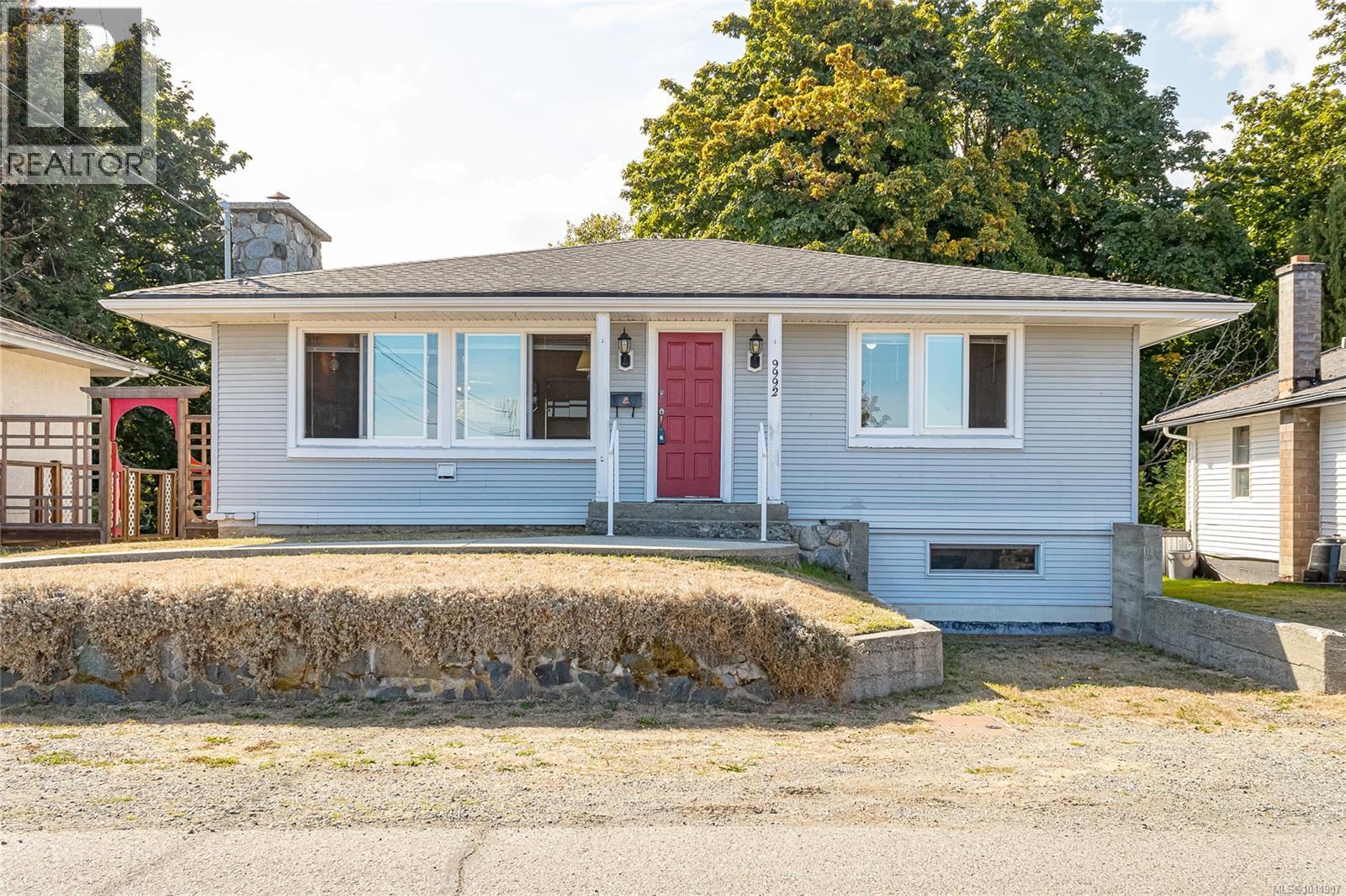 9992 Beach Dr, North Cowichan, BC V0R 1K1