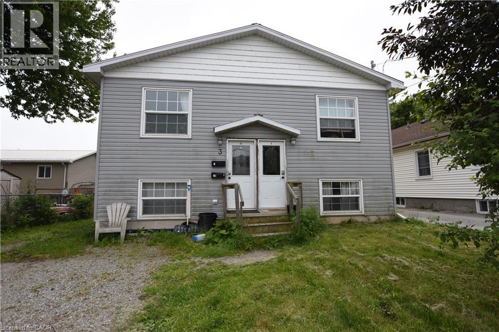 3 Elgin St S, Thorold, ON L2V 3B3