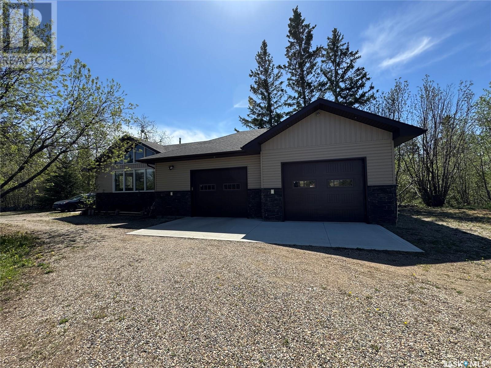 2050 Riverside Dr, Prince Albert, SK S6V 5R3
