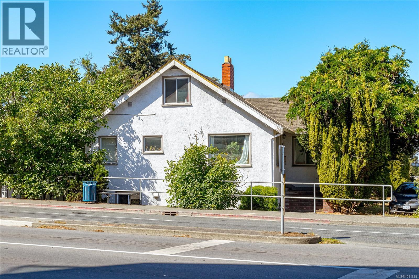 1237 Hillside Ave, Victoria, BC V8T 2B1