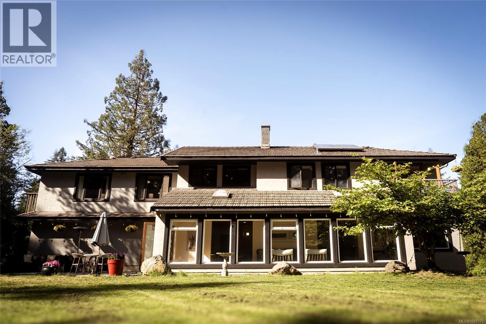 6866 Doumont Rd, Nanaimo, BC V9T 6G9