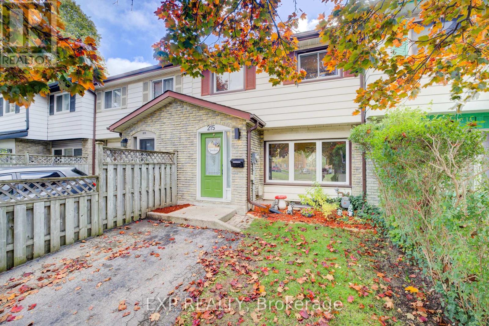 215 Preston Pkwy, Cambridge, ON N3H 4Z5