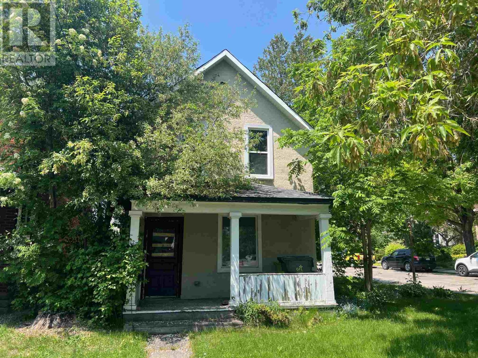 127 Pim St, Sault Ste. Marie, ON P6A 3G7