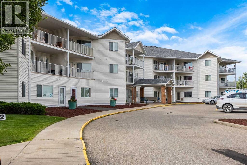 3 Parklane Way Unit 307, Strathmore, AB T1P 1N6