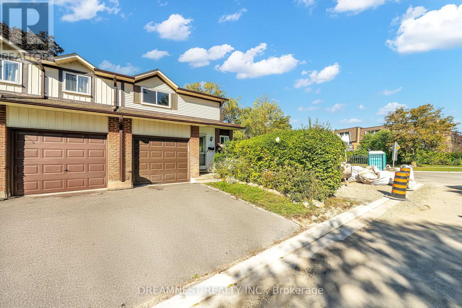 17 31 Parker Cres, Ajax, ON L1S 3R4