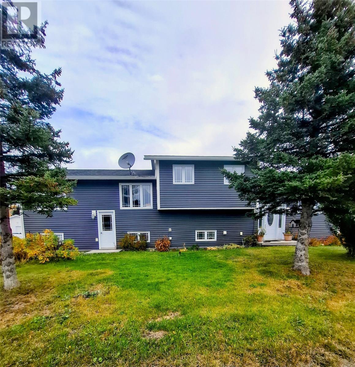 7 Cloud Dr, Roddickton-Bide Arm, NL A0K 4P0