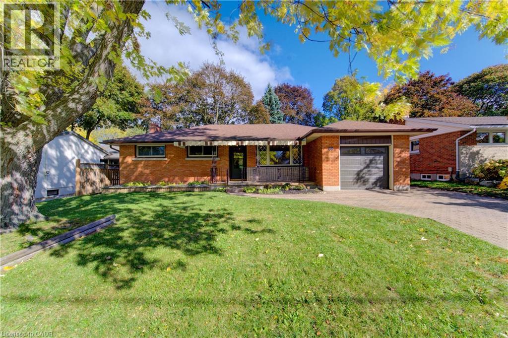 88 Ellis Cres S, Waterloo, ON N2J 2B8