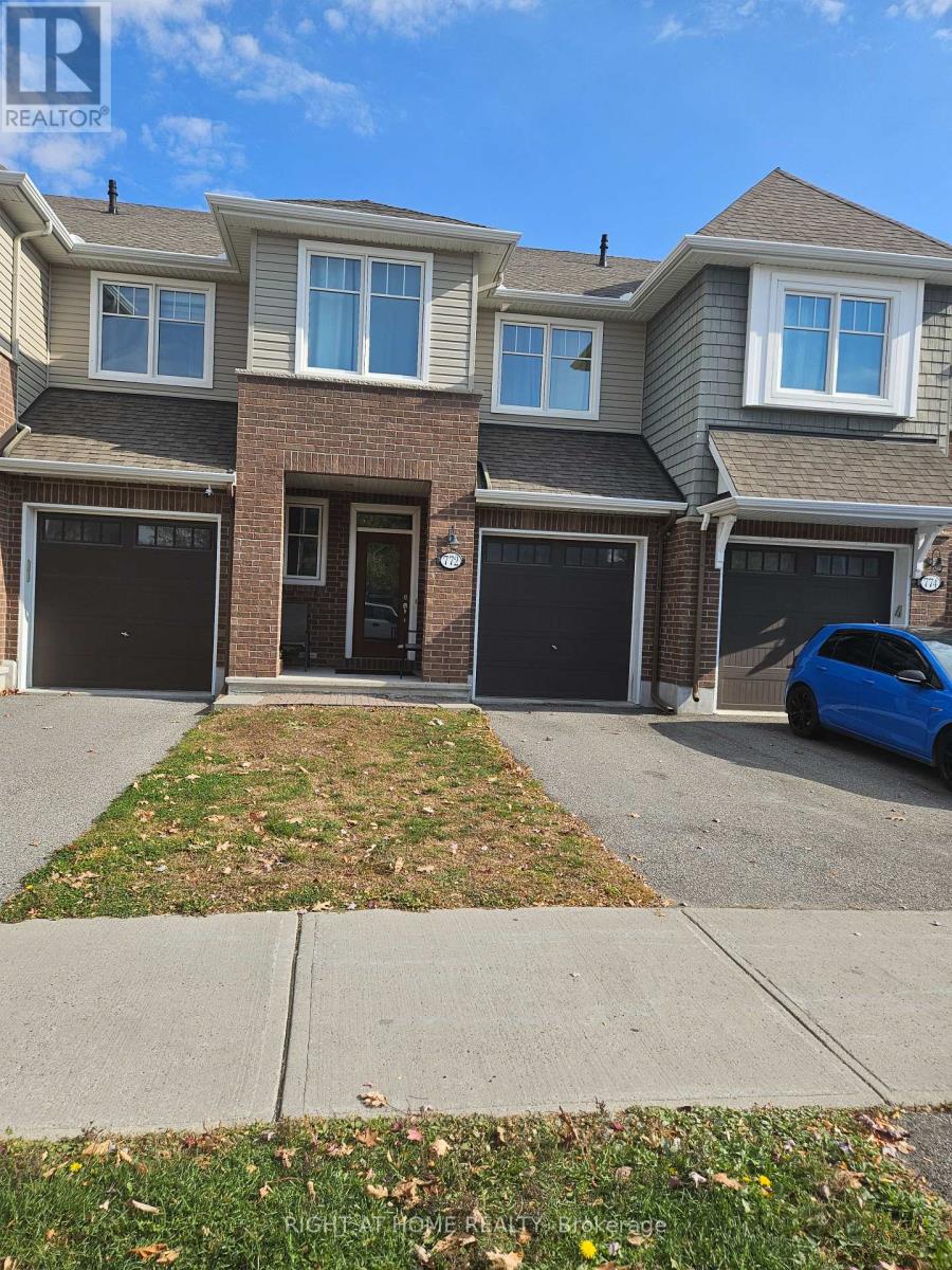 772 Cedar Creek Dr, Ottawa, ON K1T 0B2