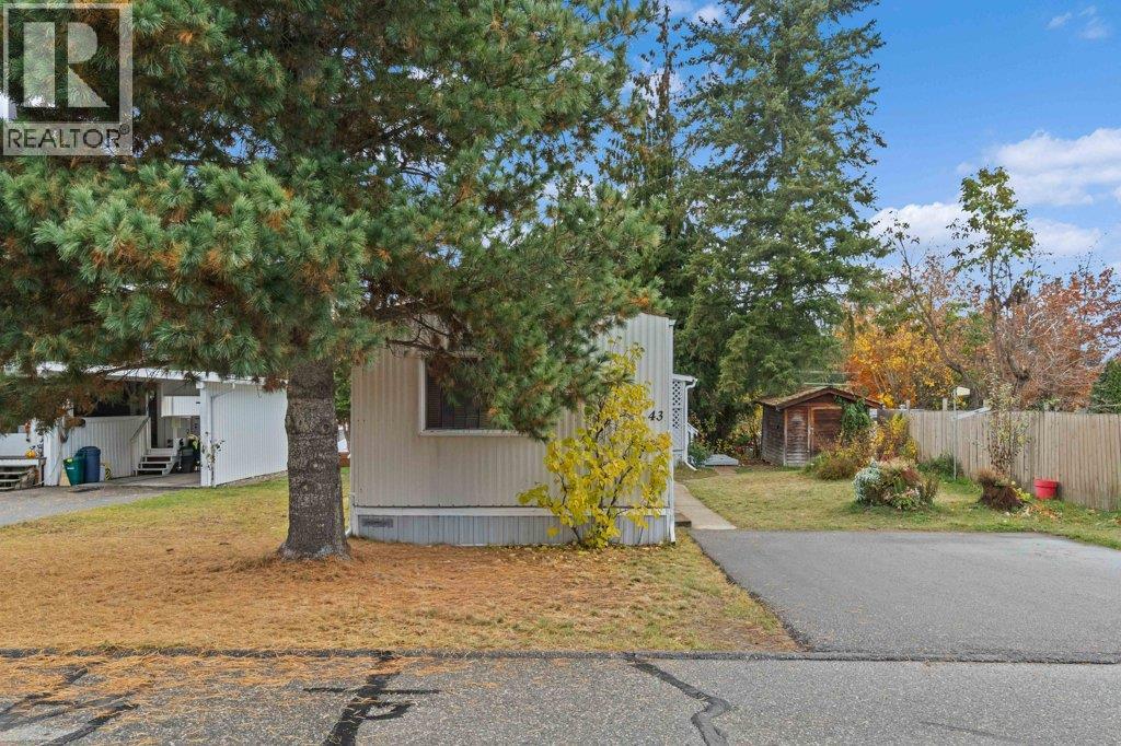 1361 30 Street Se Unit 43, Salmon Arm, BC V1E 2N4