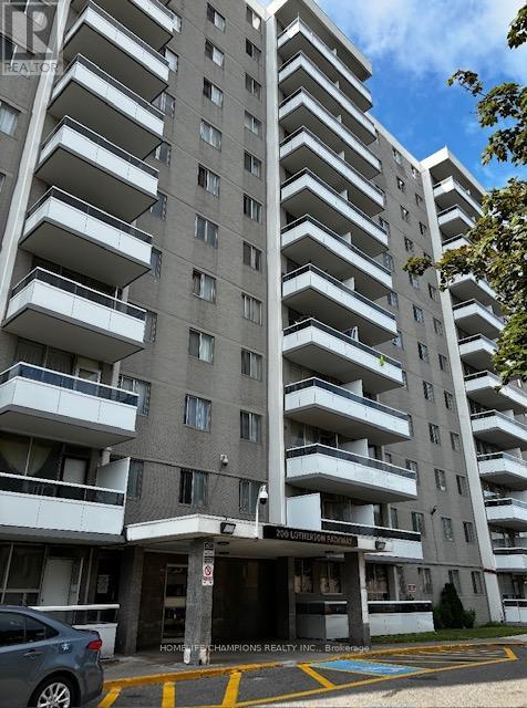 508 200 Lotherton Pathway, Toronto, ON M6B 3Y4