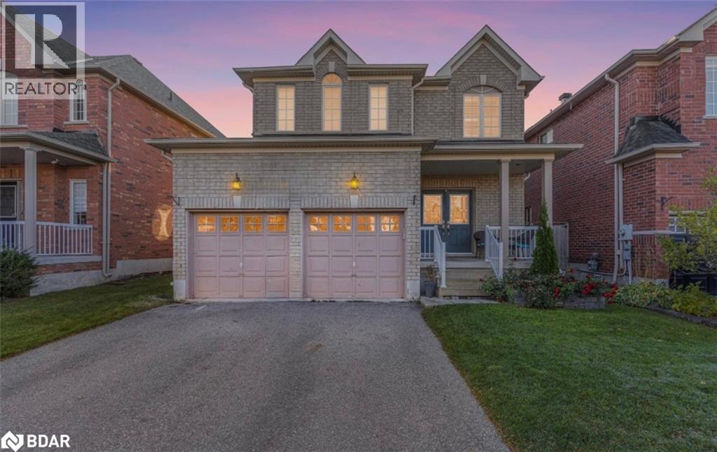31 Connaught Ln, Barrie, ON L4M 0A6