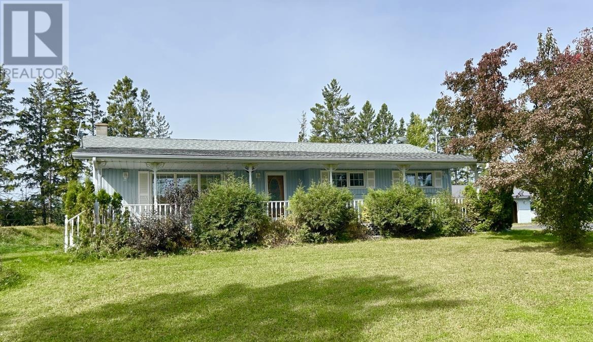 203 Hwy 611n, Fort Frances, ON P9A 3M2