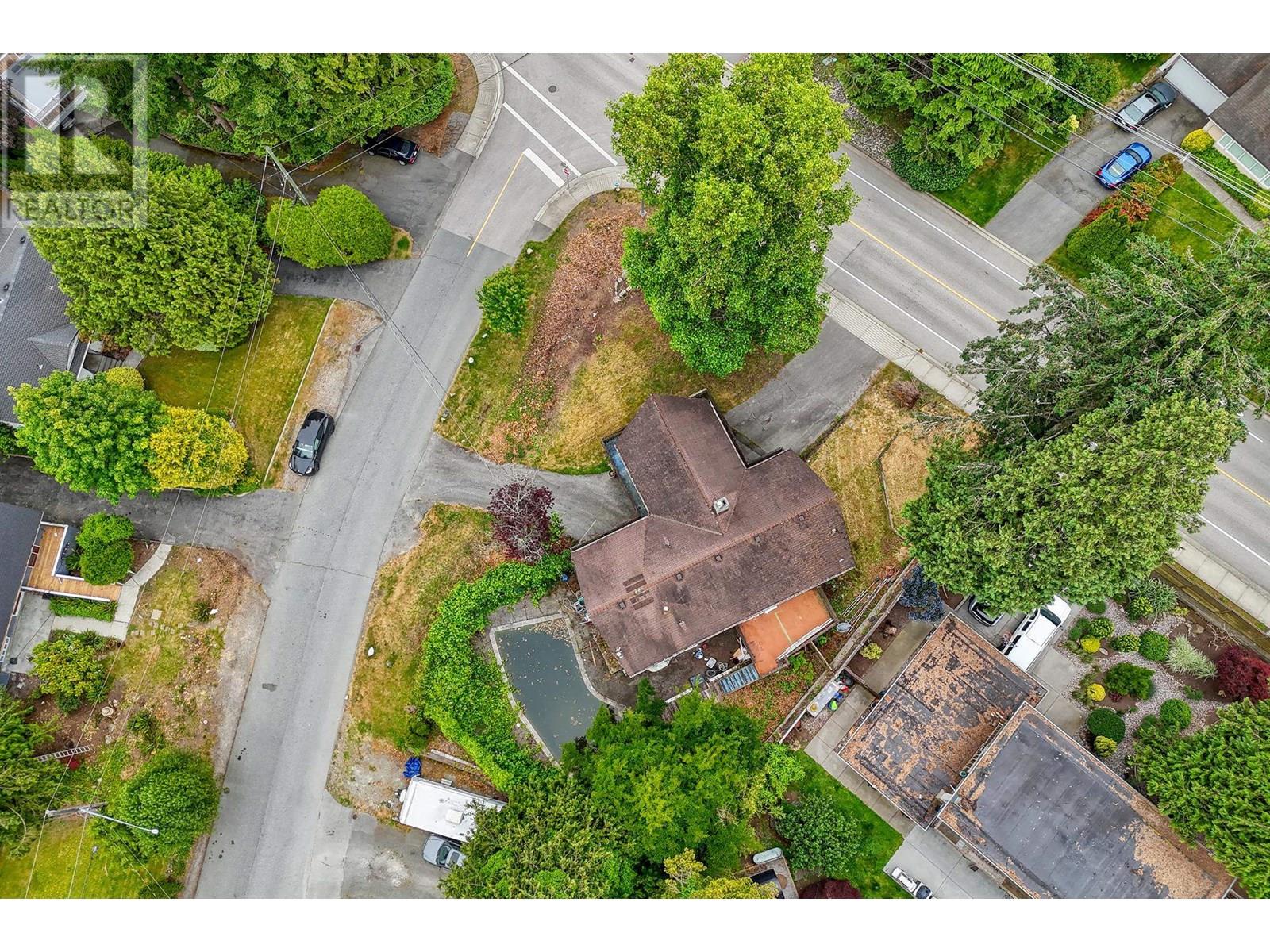 869 Gale Dr, Delta, BC V4M 2P6