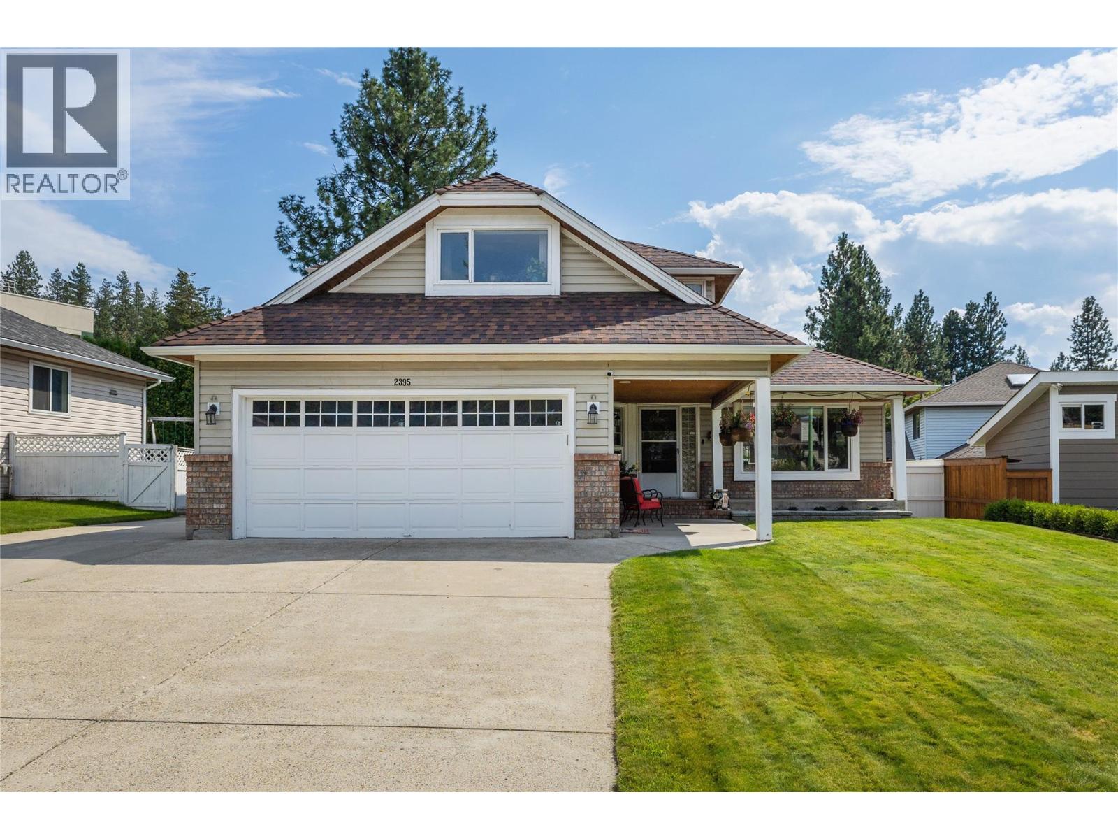 2395 Shannon Ridge Dr, West Kelowna, BC V4T 1T1