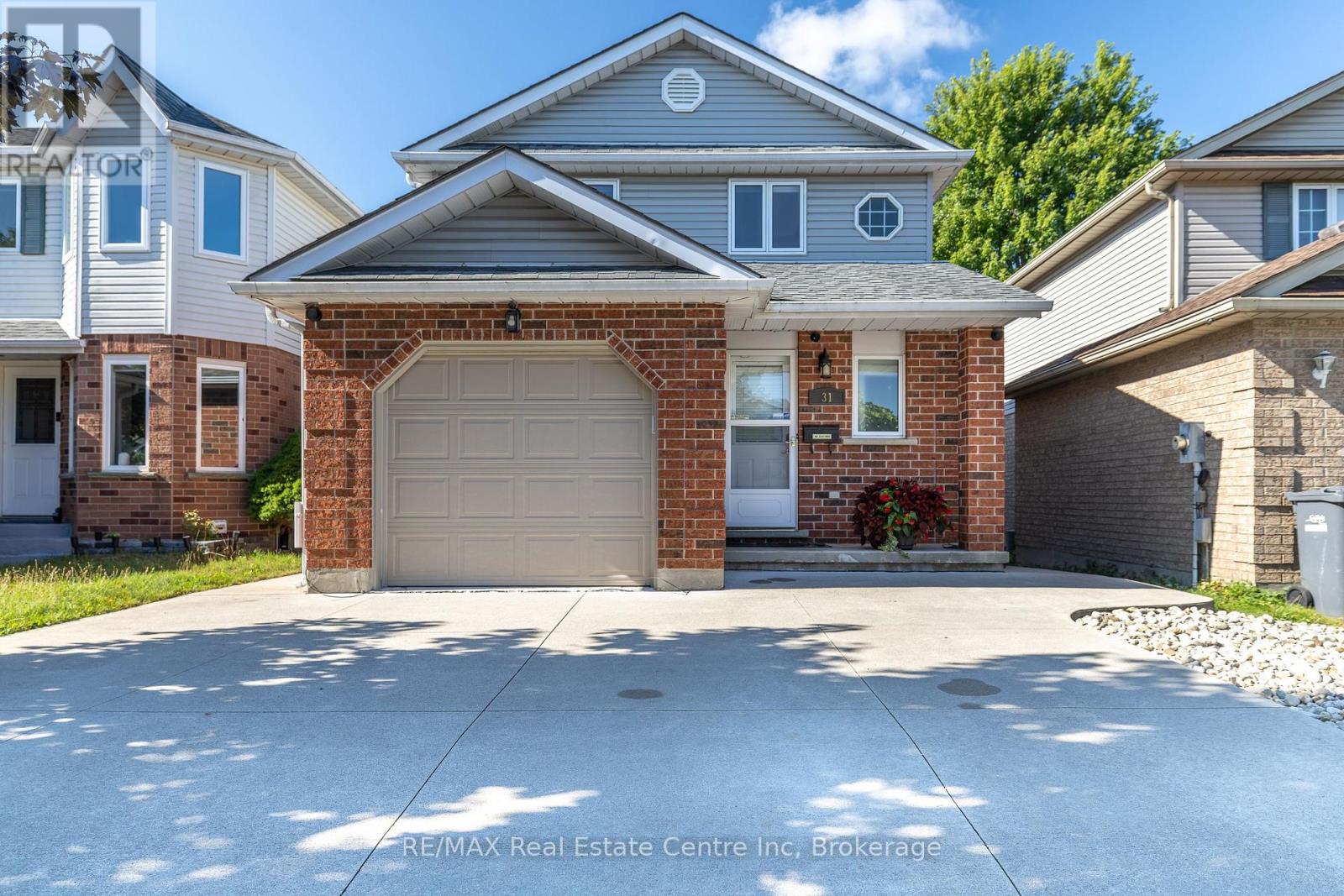 31 Bushmills Cres, Guelph, ON N1K 1T6