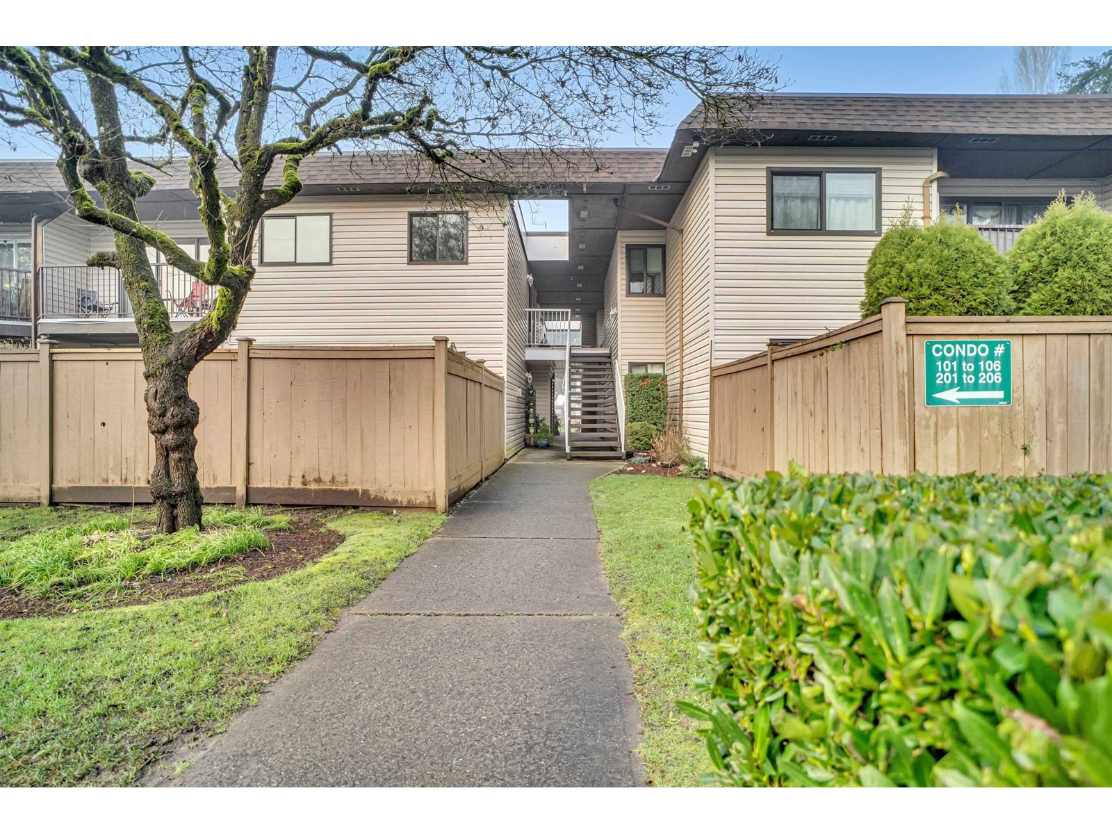 5191 203 Street Unit 205, Langley, BC V3A 1V6