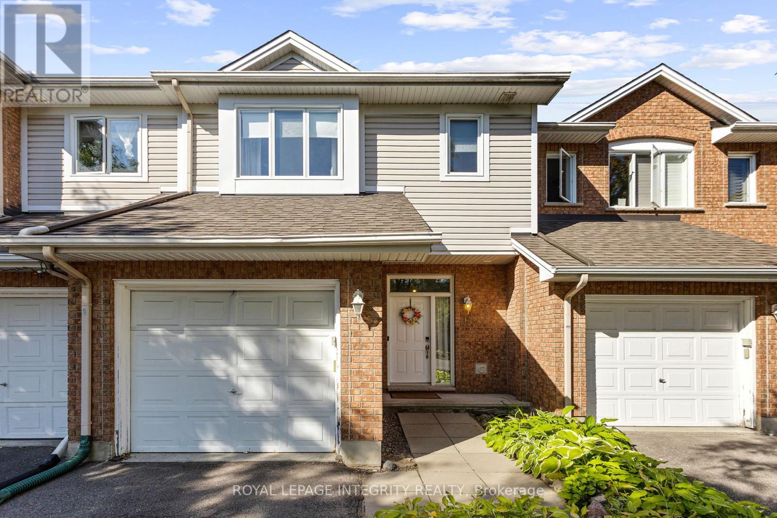 12 Sonata Pl, Ottawa, ON K1G 6H2