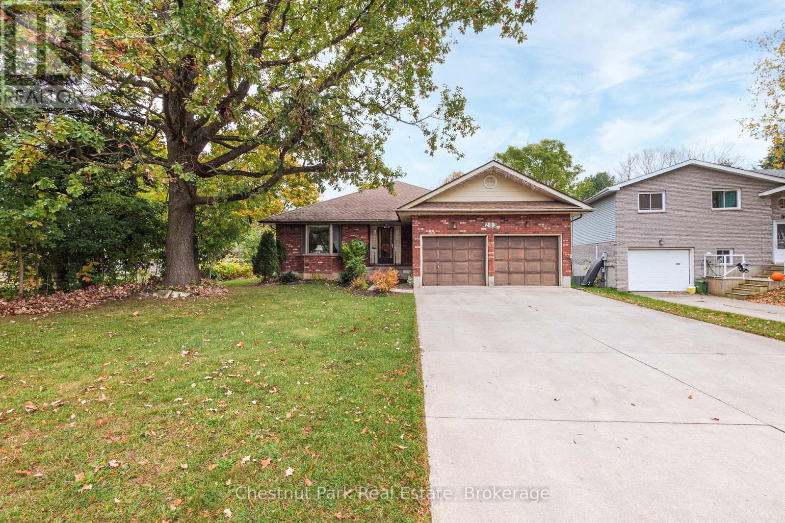 203 5th Avenue West, Owen Sound, ON N4K 6G2