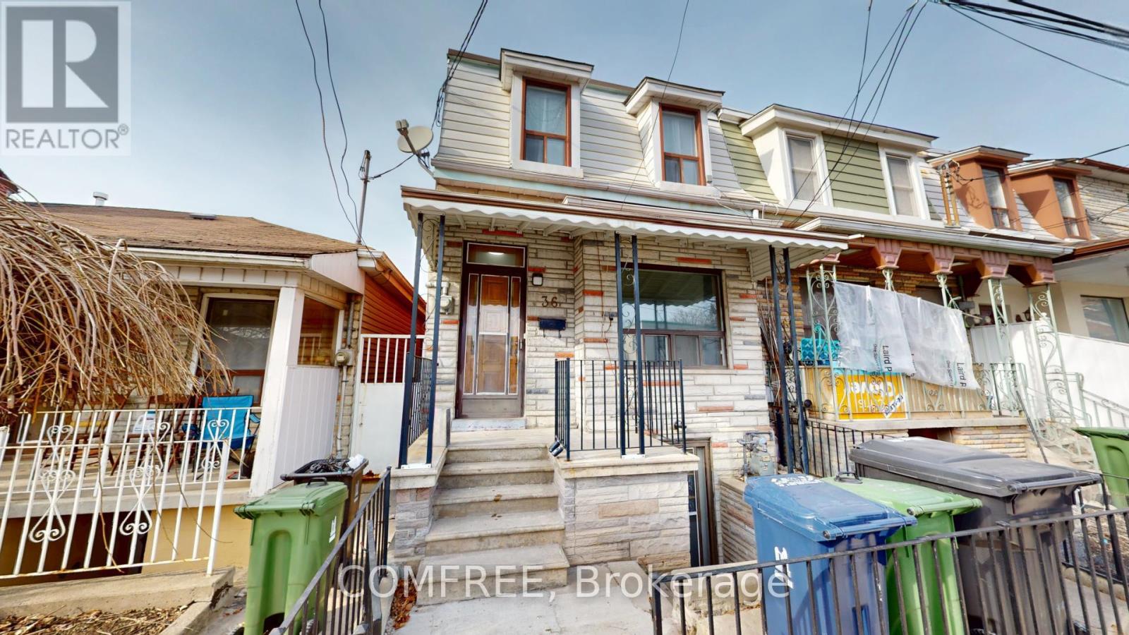 36 Mitchell Ave, Toronto, ON M6J 1B9
