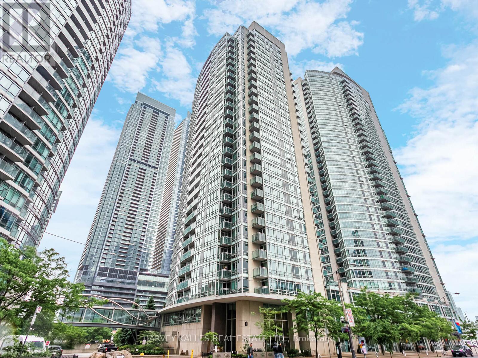 1810 381 Front St W, Toronto, ON M5V 3R8