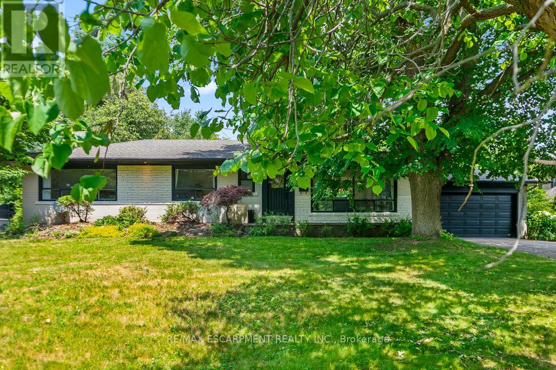 237 Albion Ave, Oakville, ON L6J 4T4