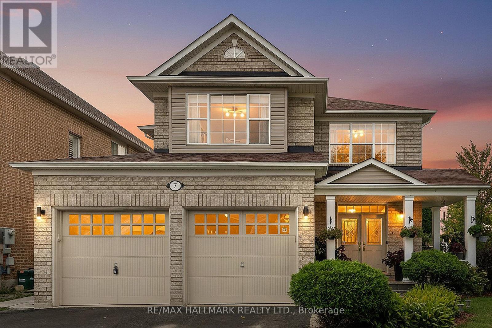 7 Delphinium Ave, Richmond Hill, ON L4E 4V1