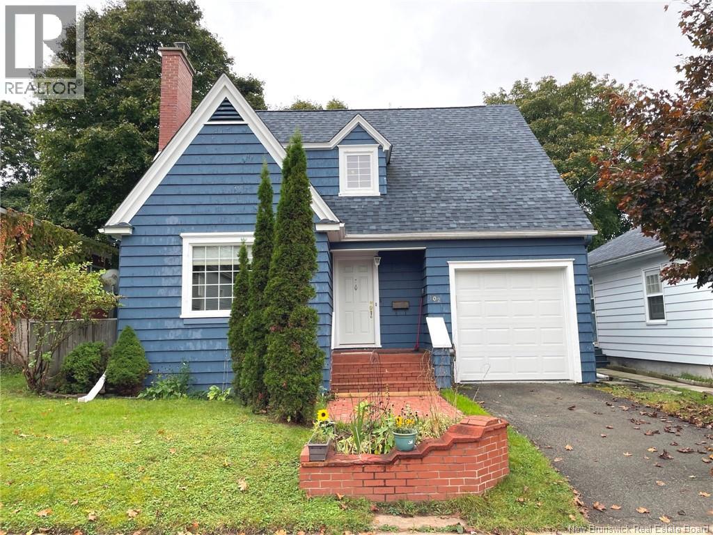 102 Portledge Ave, Moncton, NB E1C 5S7