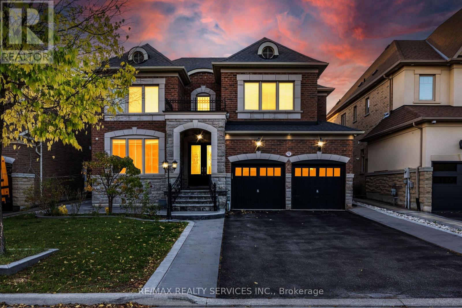 51 Midsummer Dr, Brampton, ON L6P 3E4
