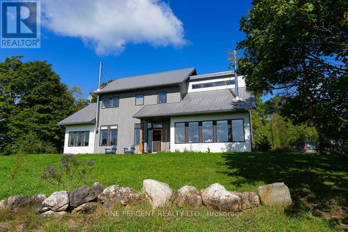 251 Mill Rd, Chatsworth, ON N0H 1R0