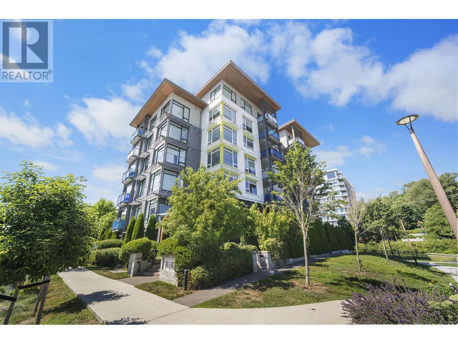 3289 Riverwalk Avenue Unit 214, Vancouver, BC V5S 0G2