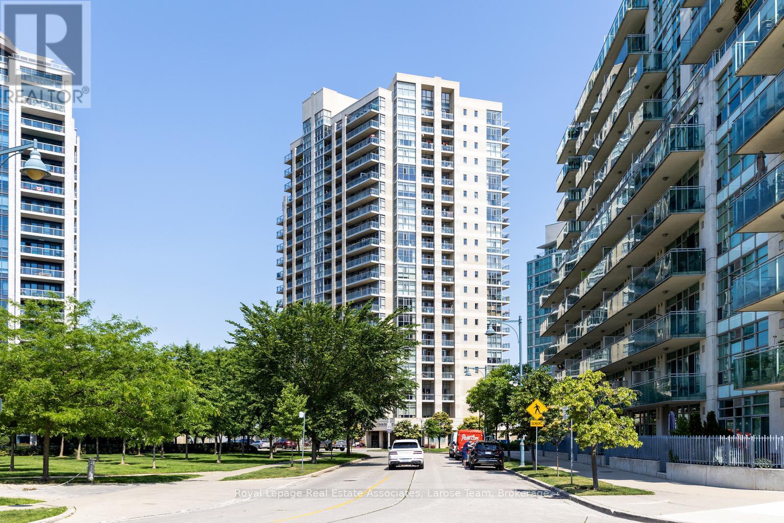 1108 3 Marine Parade Dr, Toronto, ON M8V 3Z5