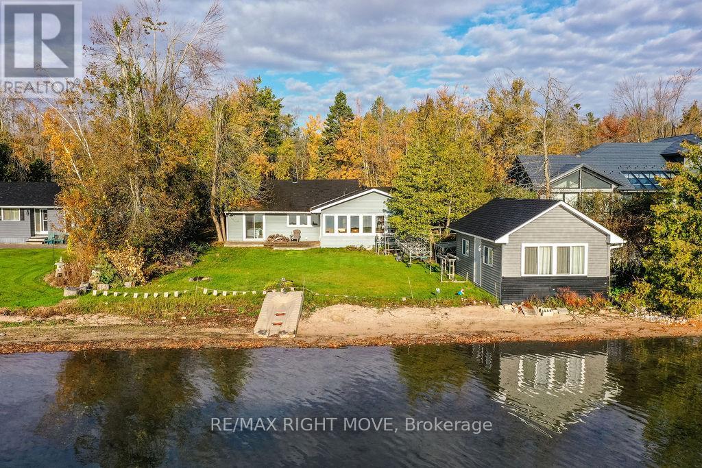 1467 Cunningham Cres, Severn, ON L3V 7E1