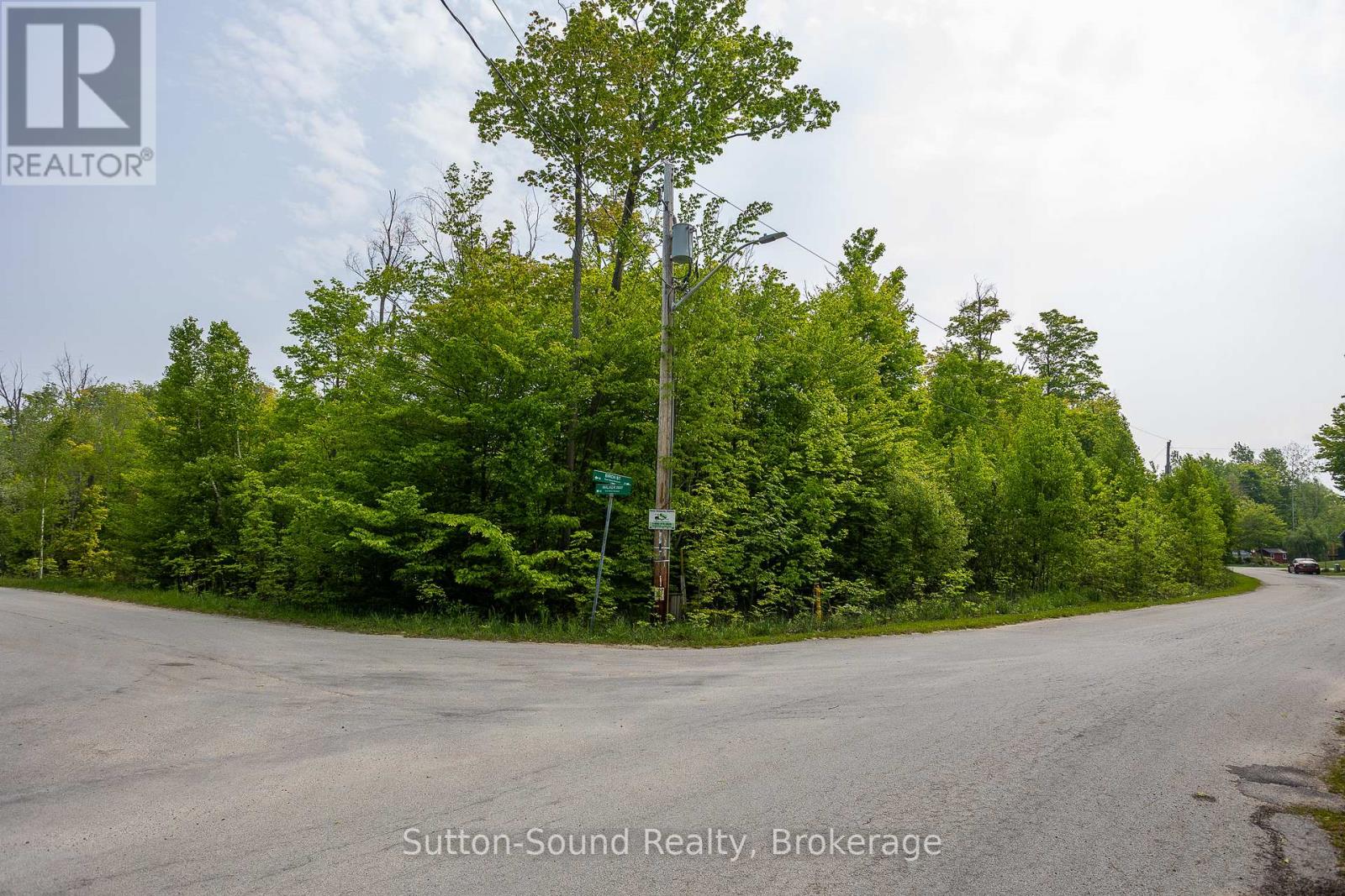 59 Birch St, South Bruce Peninsula, ON N0H 2G0