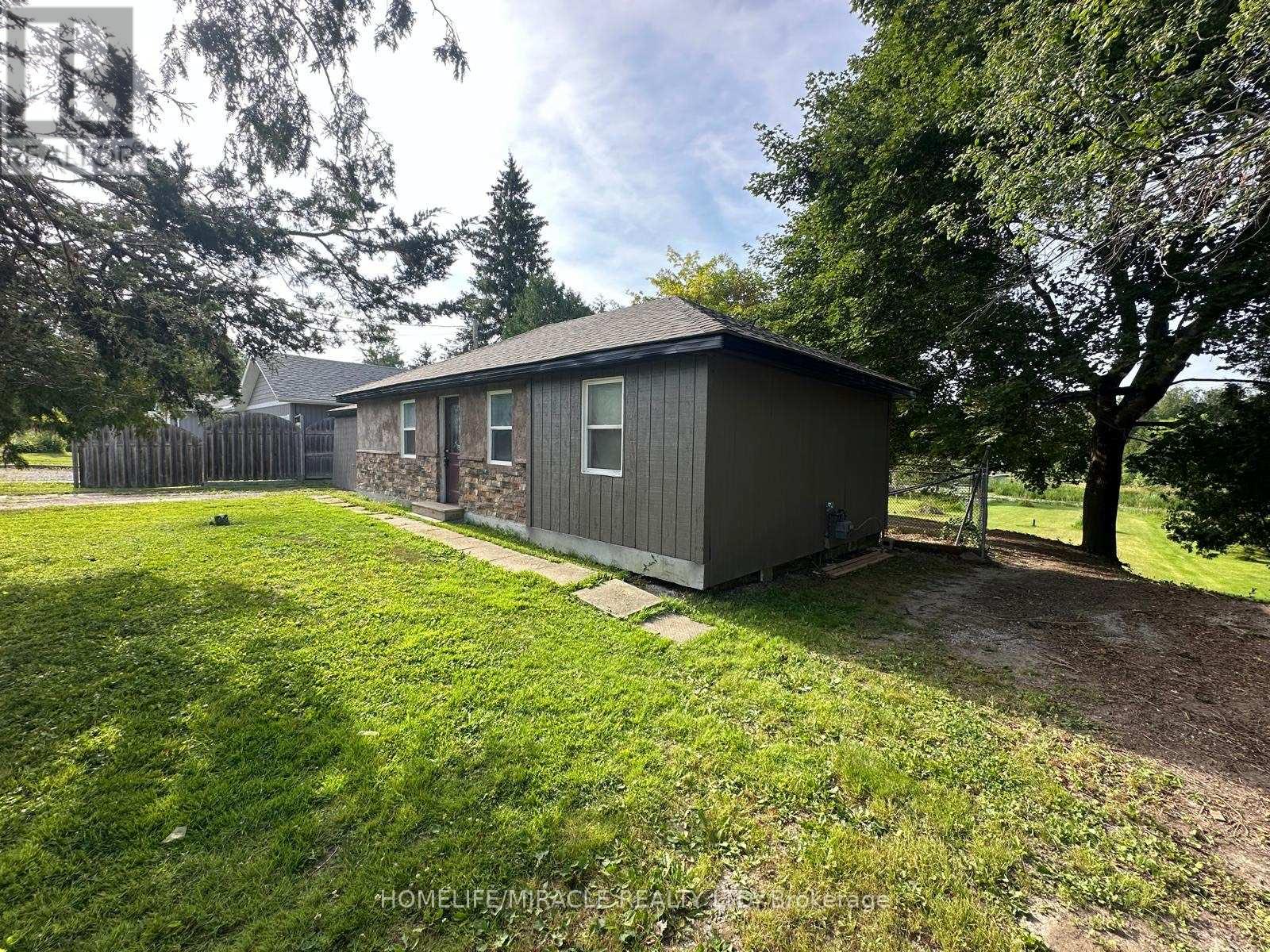 164 Riverbank Dr, Georgina, ON L0E 1N0