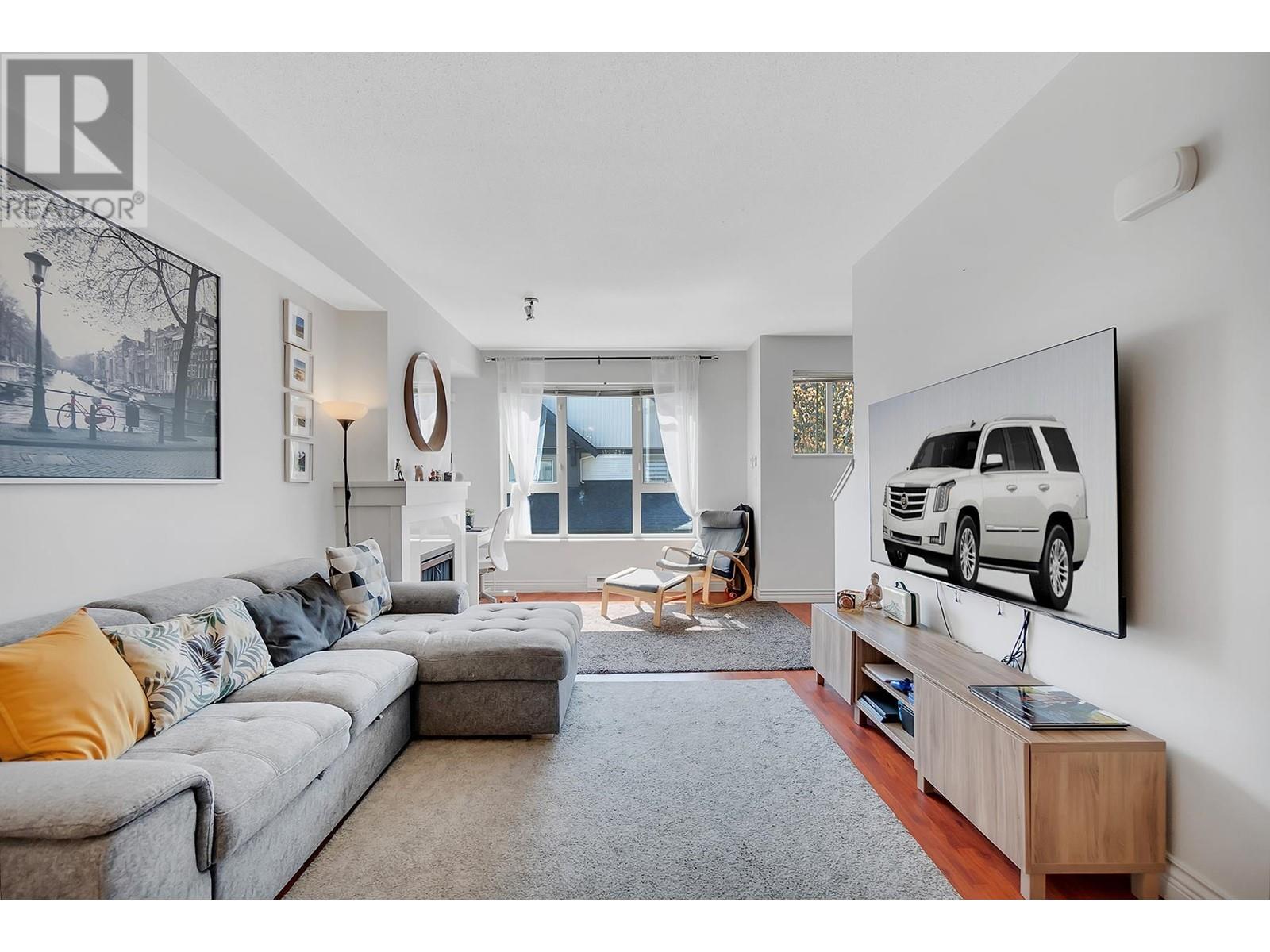 1369 Purcell Drive Unit 102, Coquitlam, BC V3E 0C1