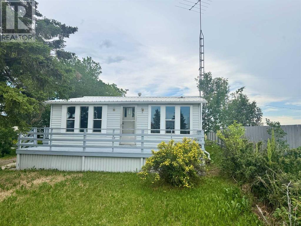 140 First St, Edberg, AB T0B 1J0
