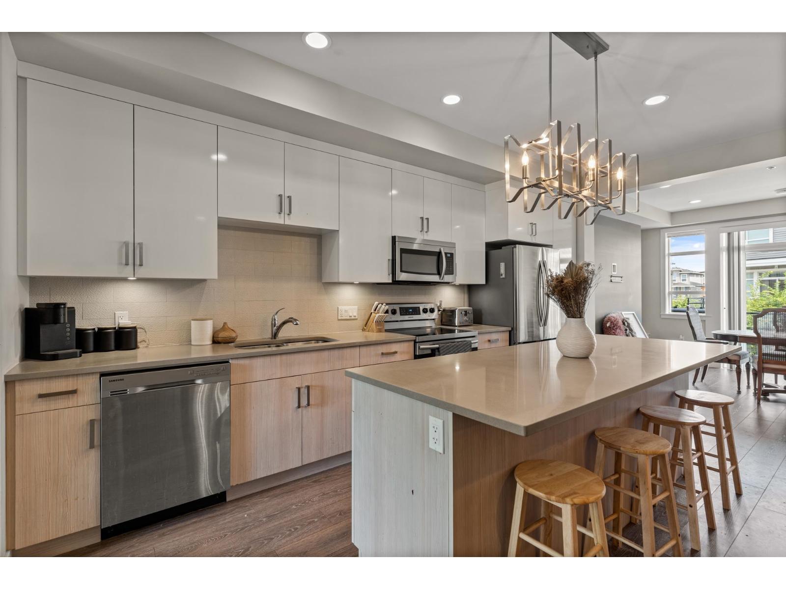 8413 Midtown Waychilliwack Proper South Unit 16, Chilliwack, BC V2P 0G7