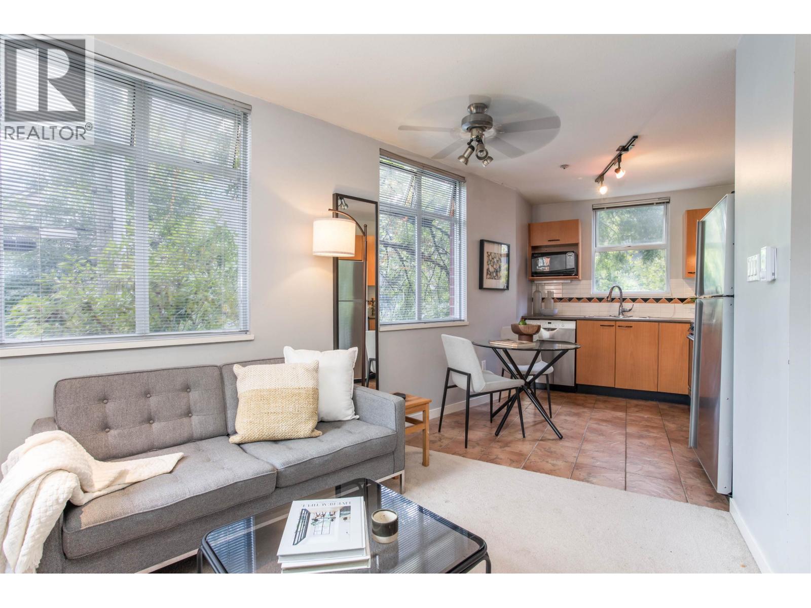 638 W 7th Avenue Unit 210, Vancouver, BC V5Z 1B5
