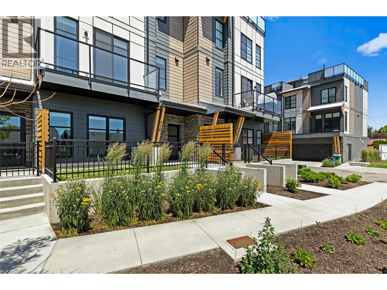 1455 Cara Glen Court Unit 116, Kelowna, BC V1V 3B8
