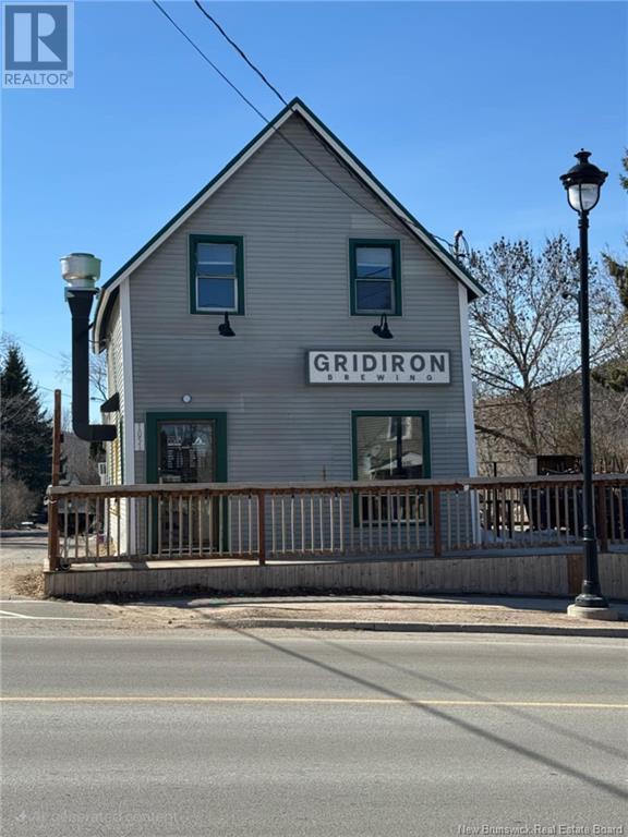 1051 Main St, Hampton, NB E5N 6E9